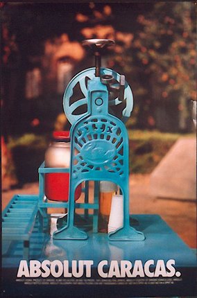 a blue machine with a round wheel